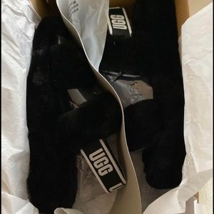 BNIB black Ugg sandals size 8